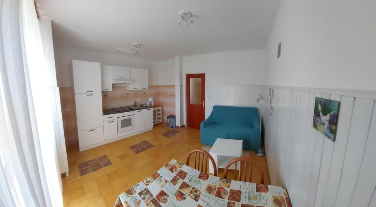 Apartment Paulinic Ровинь Экстерьер фото